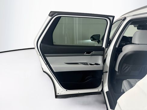 Used 2025 Hyundai Palisade SEL AWD/4WD image 27