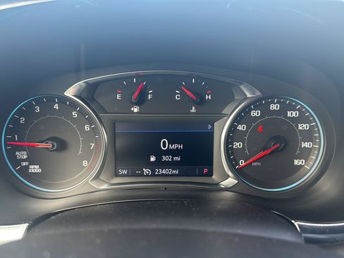 Used 2023 Chevrolet Traverse LT AWD/4WD image 14