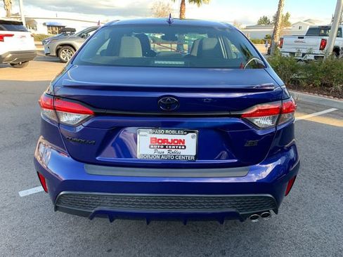 Used 2022 Toyota Corolla SE w/ Carpet Mat Package (TMS) image 8