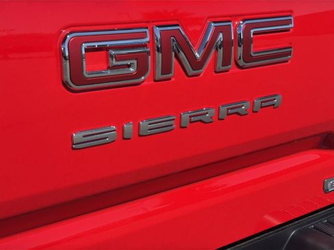 Used 2026 GMC Sierra 1500 Elevation image 23