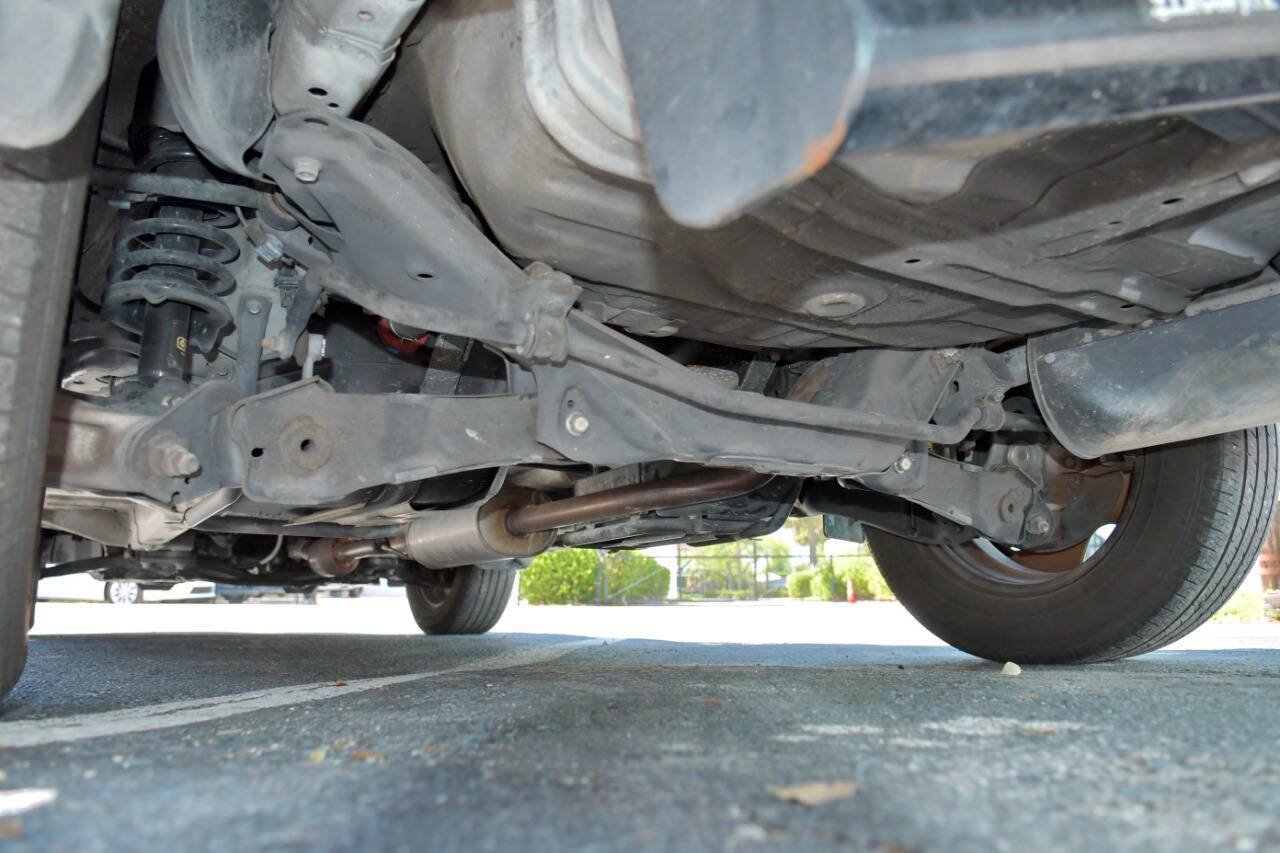 Used 2011 Honda CR-V LX image 12