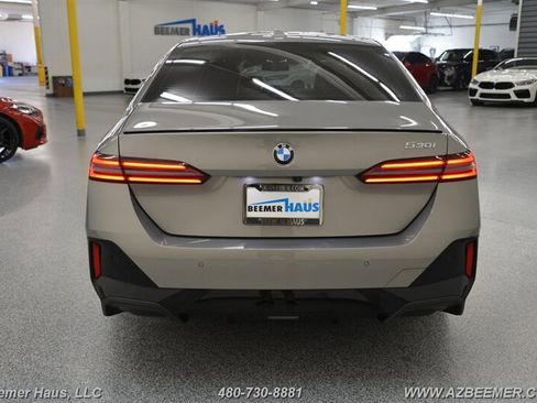 Used 2024 BMW 530i w/ M Sport Package RWD image 46