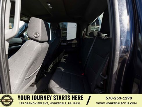 Used 2023 Chevrolet Silverado 1500 LT image 26