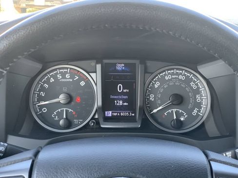 Used 2023 Toyota Tacoma TRD Sport AWD/4WD image 15