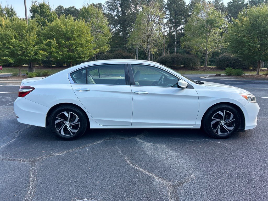 Used 2016 Honda Accord LX image 19
