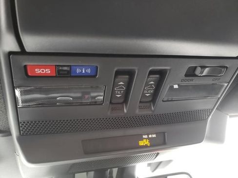 Used 2026 Subaru Outback Limited XT AWD/4WD image 19