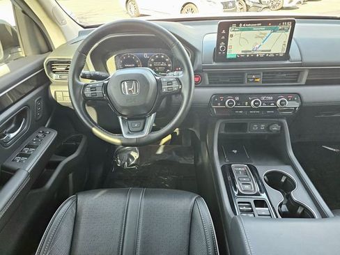 Used 2023 Honda Pilot Elite image 34