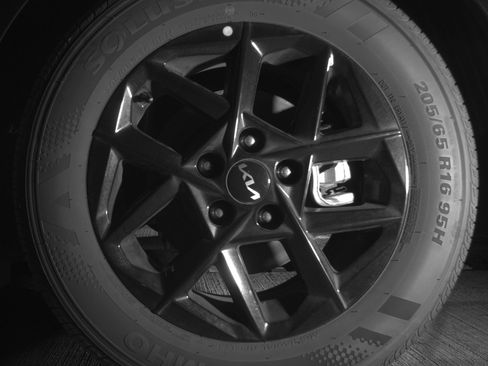 Used 2025 Kia K5 LXS image 14