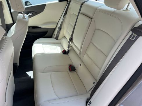 Used 2024 Chevrolet Malibu LT image 31