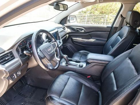 Used 2018 GMC Acadia SLT FWD image 16