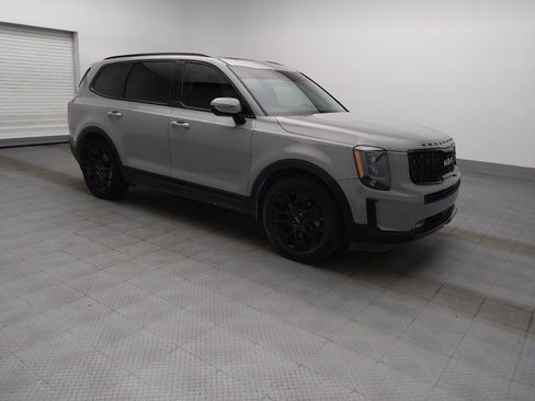 Used 2022 Kia Telluride SX w/ SX Prestige Package AWD/4WD image 11