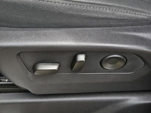 Certified 2023 Chevrolet Silverado 1500 LT RWD image 18