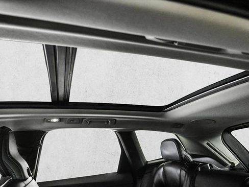 Used 2023 Volvo XC60 B6 Ultimate image 20