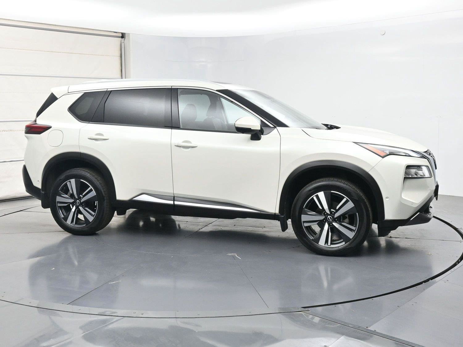 Used 2023 Nissan Rogue SL w/ SL Premium Package AWD/4WD image 26