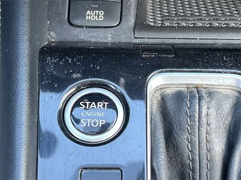 Used 2023 Nissan Kicks SV image 8