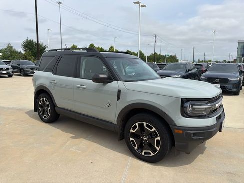 Used 2021 Ford Bronco Sport Outer Banks w/ Outer Banks Package AWD/4WD image 9