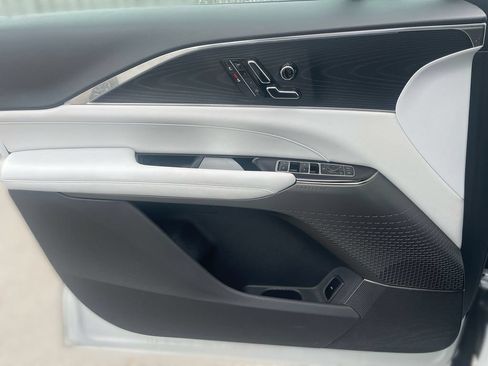 Certified 2024 Cadillac Lyriq Sport RWD image 24