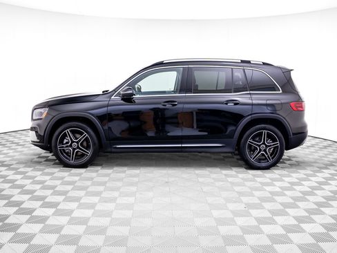 Used 2026 Mercedes-Benz GLB 250 image 2