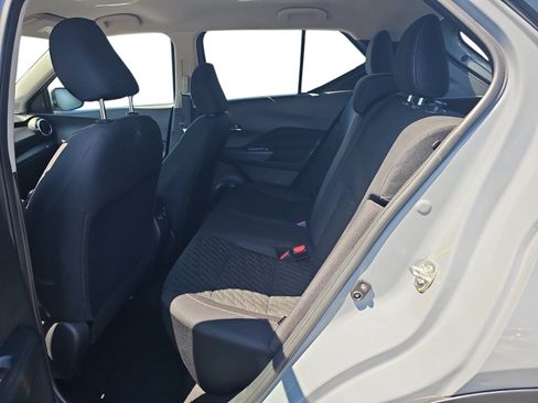 Used 2023 Nissan Kicks SV FWD image 11