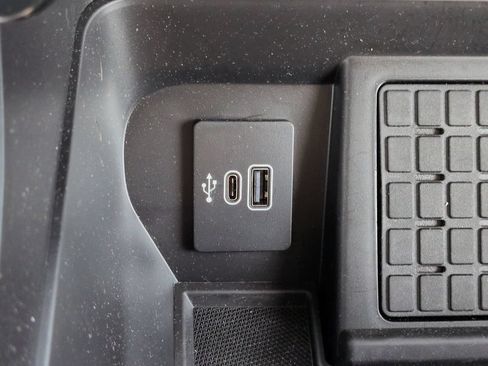 Used 2025 Ford F150 XLT w/ Equipment Group 302A MID RWD image 23