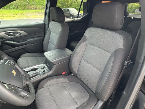 Certified 2023 Chevrolet Traverse LT AWD/4WD image 8