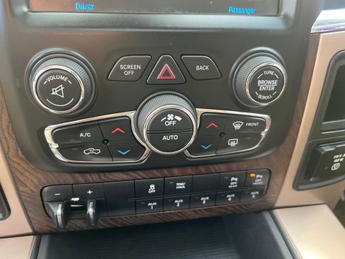 Used 2017 RAM 3500 Laramie Longhorn w/ Convenience Group image 39