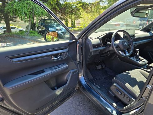 Used 2024 Honda CR-V Sport image 7