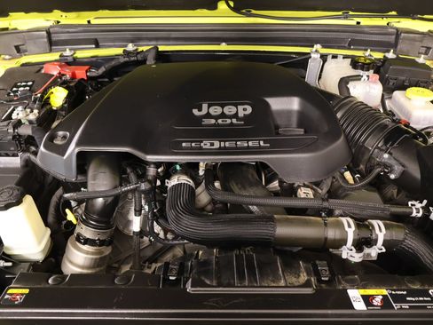 Used 2023 Jeep Wrangler Unlimited Rubicon AWD/4WD image 20