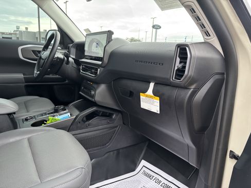 Used 2025 Ford Bronco Sport Badlands w/ Badlands Tech Package AWD/4WD image 25