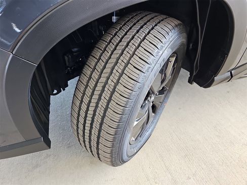 New 2026 Subaru Ascent Limited image 34