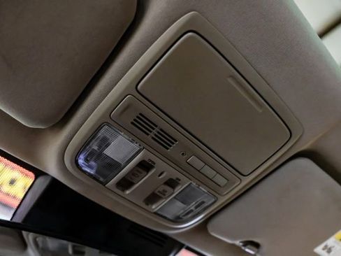 Used 2019 Honda CR-V Touring image 24