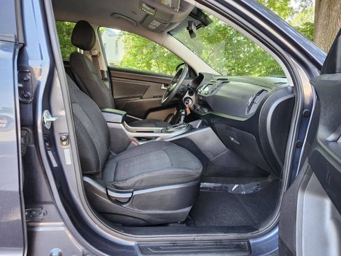 Used 2013 Kia Sportage LX w/ Convenience Pkg FWD image 4