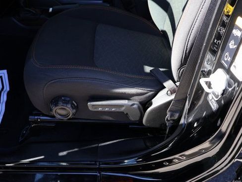 Used 2023 Jeep Gladiator Mojave w/ Cold Weather Group image 41