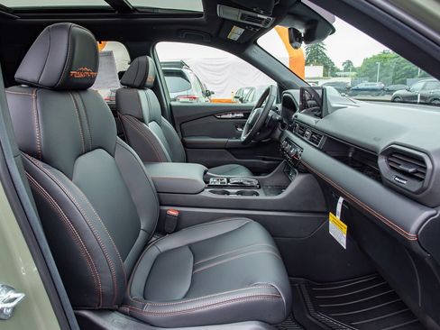 New 2026 Honda Pilot TrailSport image 18