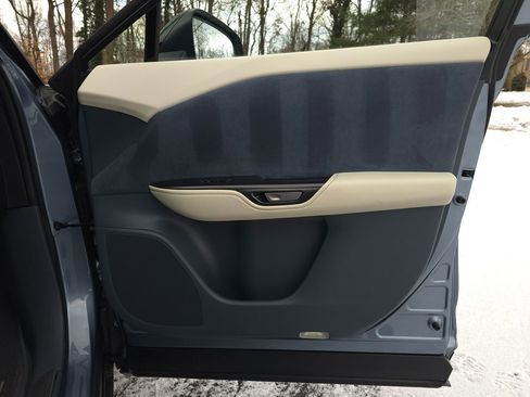 Used 2023 Lexus RZ 450e Premium w/ Accessory Package (Z1) image 24