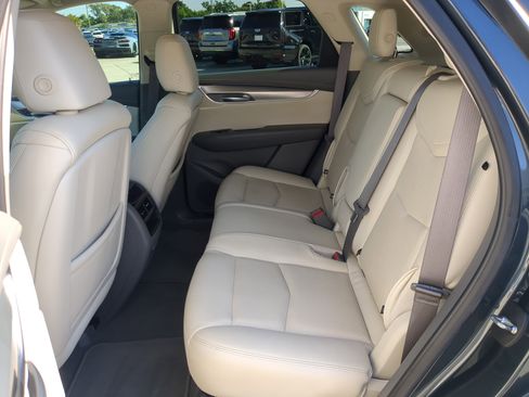 Used 2019 Cadillac XT5 Luxury image 17