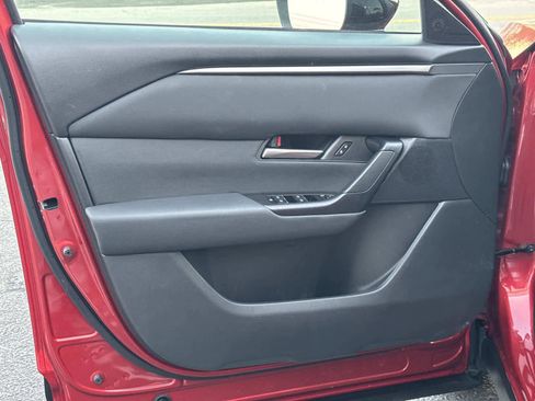 Certified 2025 MAZDA CX-50 AWD 2.5 S w/ Preferred Package image 18