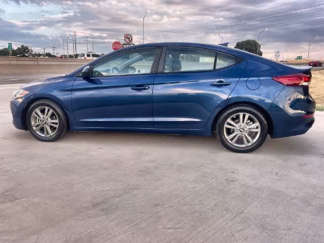 Used 2018 Hyundai Elantra SEL w/ Cargo Package FWD image 4