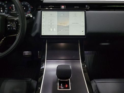 New 2026 Land Rover Range Rover Velar Dynamic SE image 26