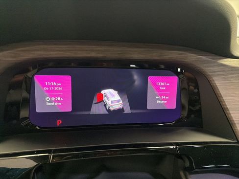 Used 2024 Volkswagen Atlas SEL image 3