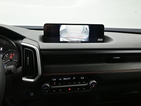 Used 2024 MAZDA CX-50 AWD 2.5 Turbo w/ Premium Pkg image 23