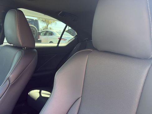 Used 2025 Lexus IS 350 F Sport RWD image 30