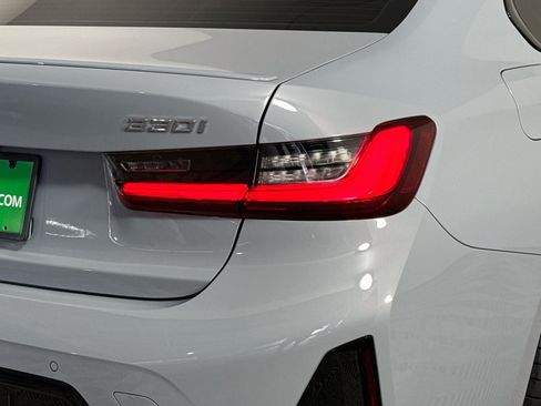Used 2023 BMW 330i Sedan w/ M Sport Package RWD image 34