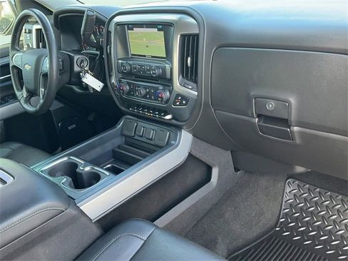 Used 2017 Chevrolet Silverado 1500 LTZ Z71 w/ LTZ Plus Package image 18