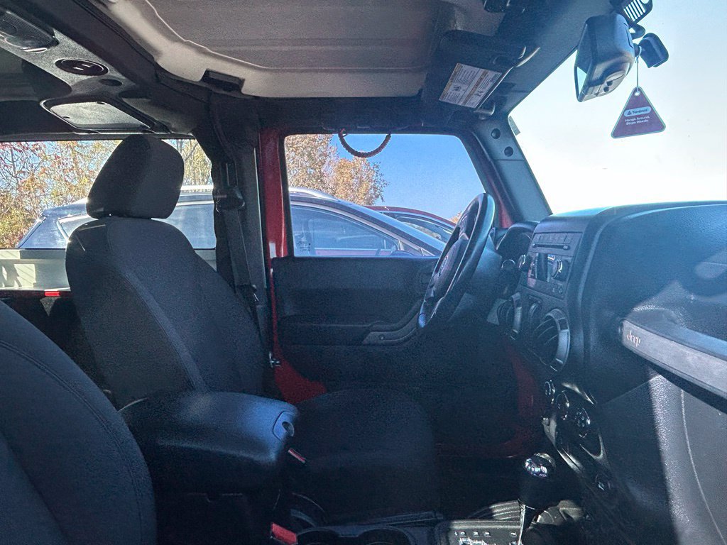 Used 2015 Jeep Wrangler Sport w/ Quick Order Package 24S AWD/4WD image 4