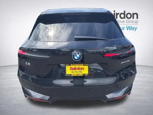 Used 2022 BMW iX xDrive50 w/ Sport Package AWD/4WD image 6