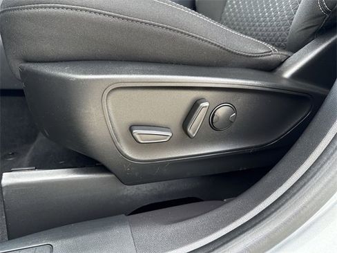 Used 2023 Ford Escape Active image 19