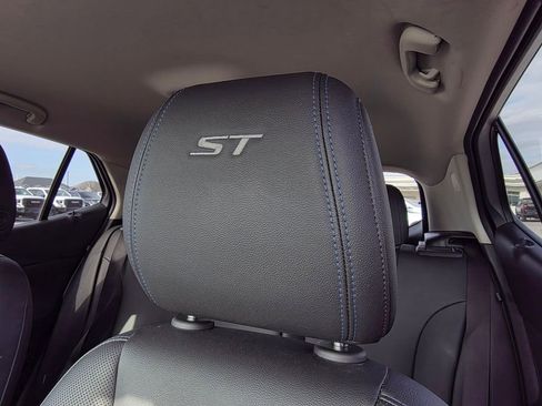 Used 2025 Buick Encore GX Sport Touring w/ Comfort Package image 20