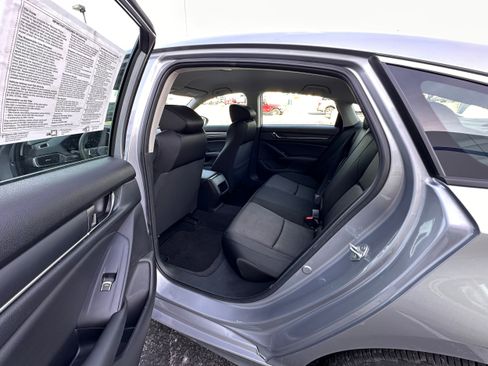 Used 2021 Honda Accord LX image 9
