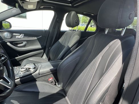 Used 2019 Mercedes-Benz E 300 4MATIC image 16